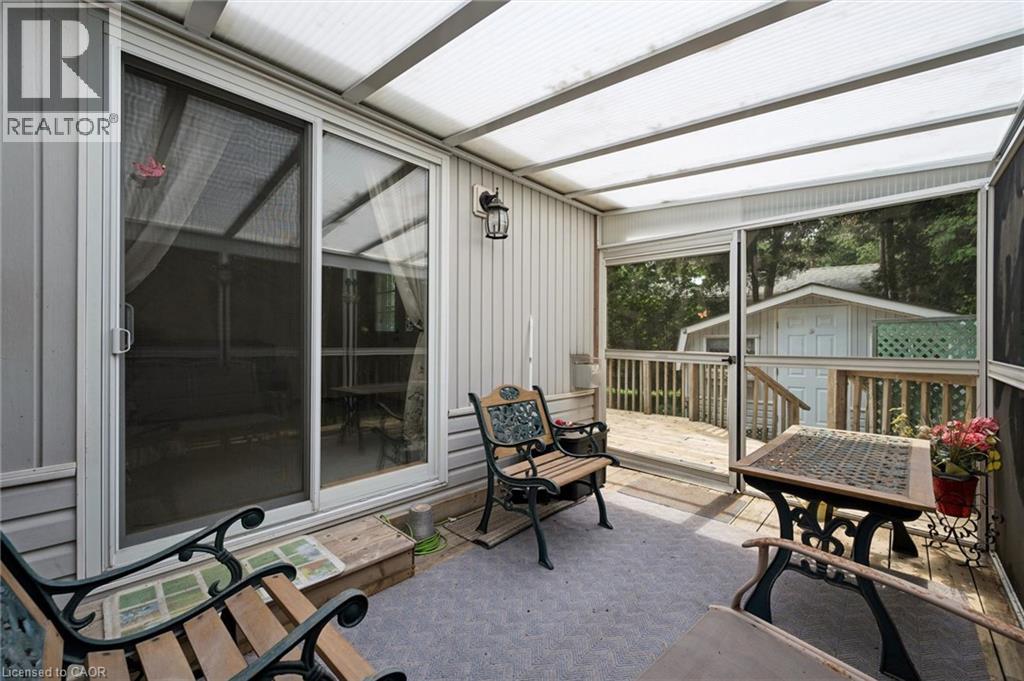 4 Spruce Avenue, Puslinch, ON