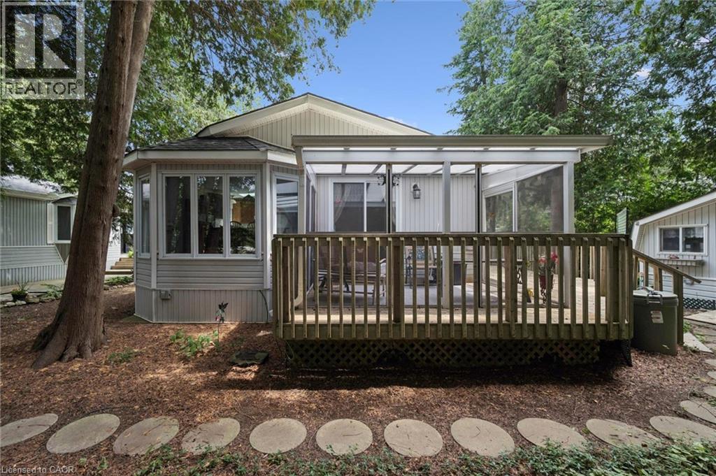 4 Spruce Avenue, Puslinch, ON