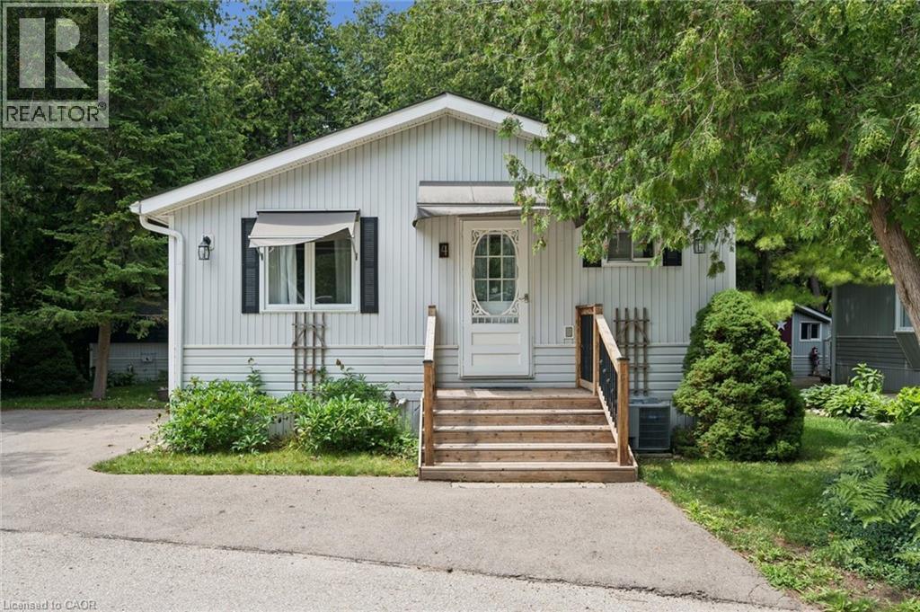 4 Spruce Avenue, Puslinch, ON