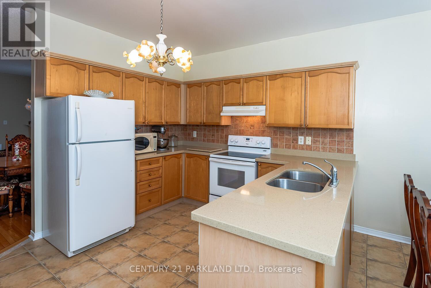 85 Canoe Court, Richmond Hill, ON