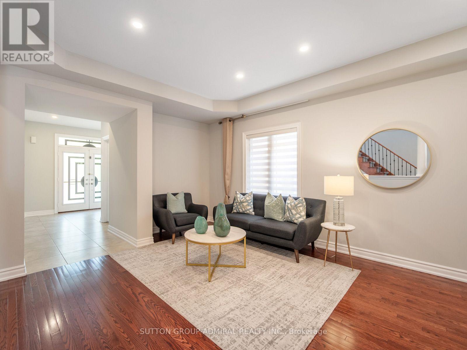 16 Craigvale Street, Vaughan, ON