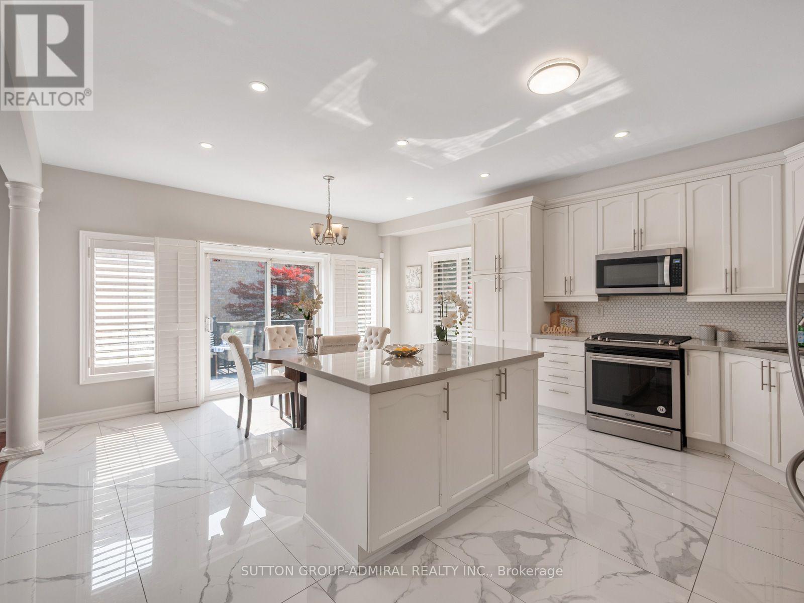 16 Craigvale Street, Vaughan, ON