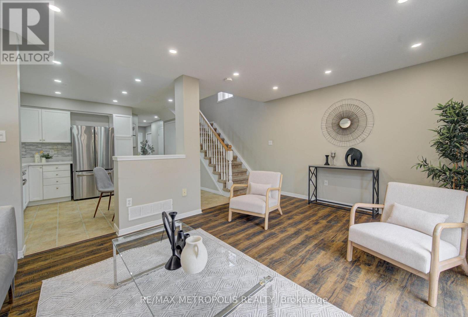 37 - 124 Gosling Gardens, Guelph, ON