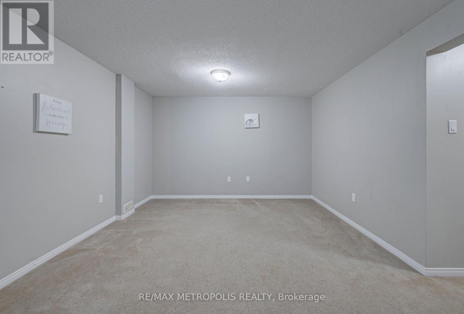 37 - 124 Gosling Gardens, Guelph, ON