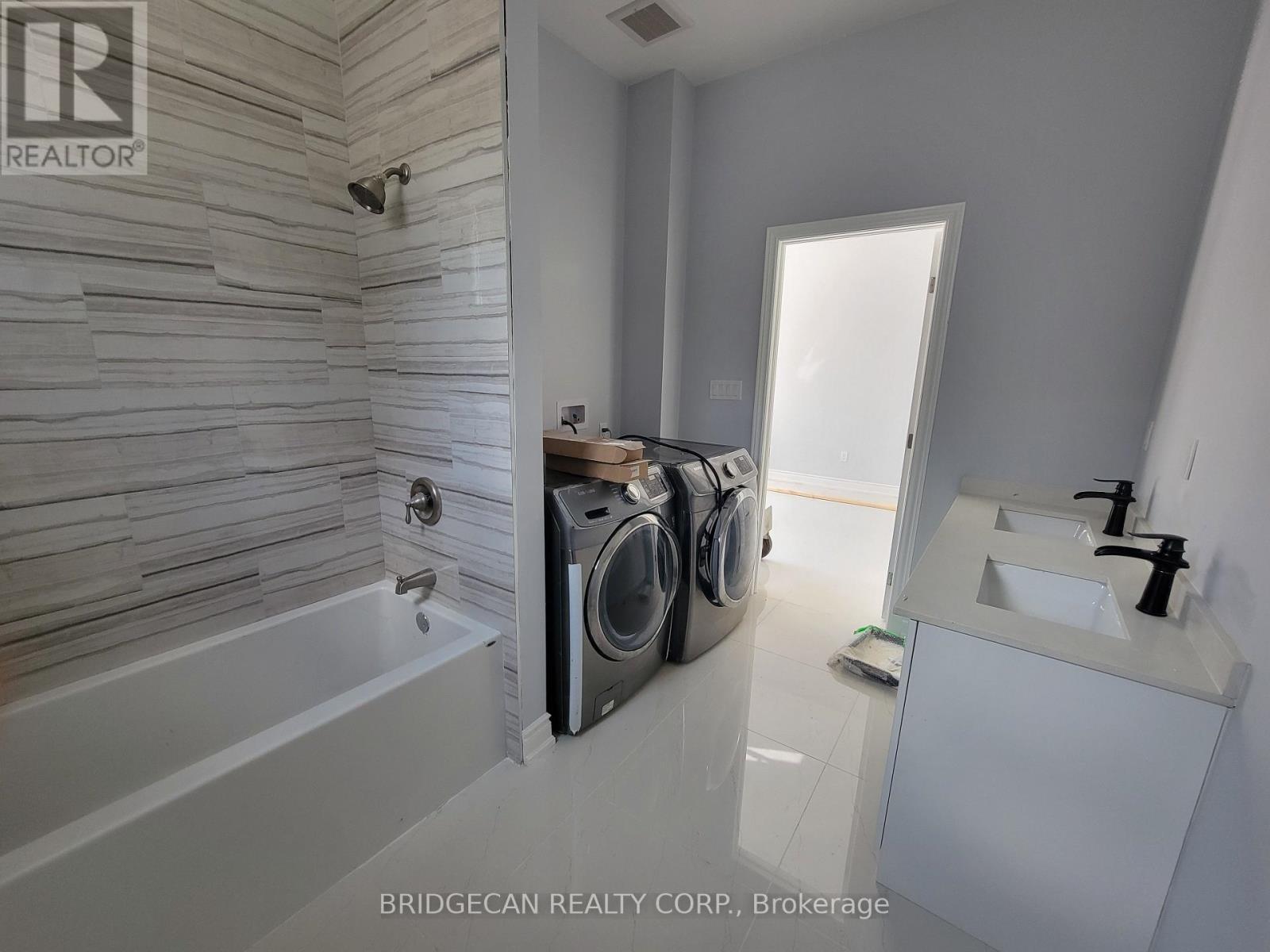 103 Peel Street, Brantford, ON