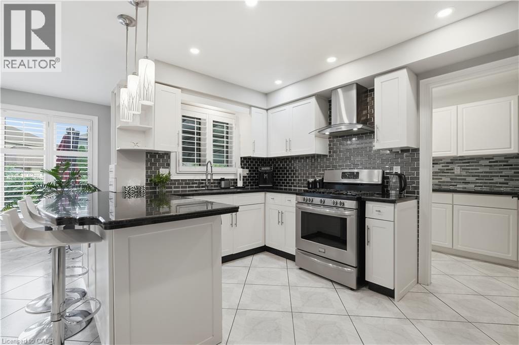 35 Lido Drive, Stoney Creek, ON