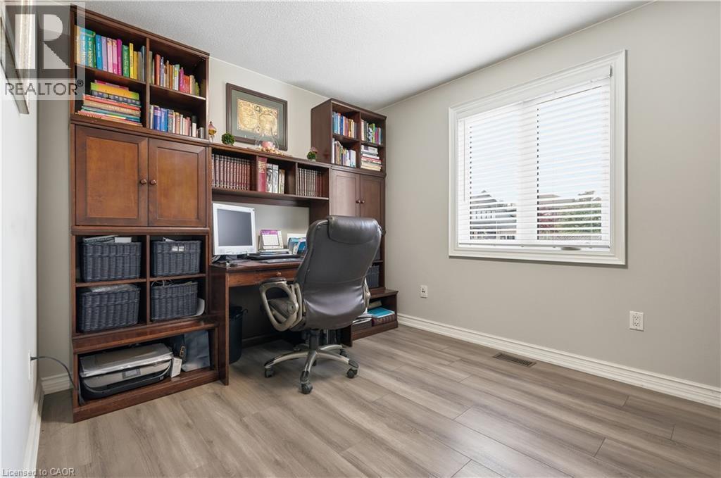 35 Lido Drive, Stoney Creek, ON