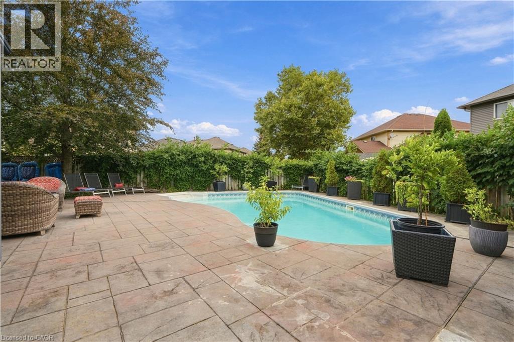 35 Lido Drive, Stoney Creek, ON