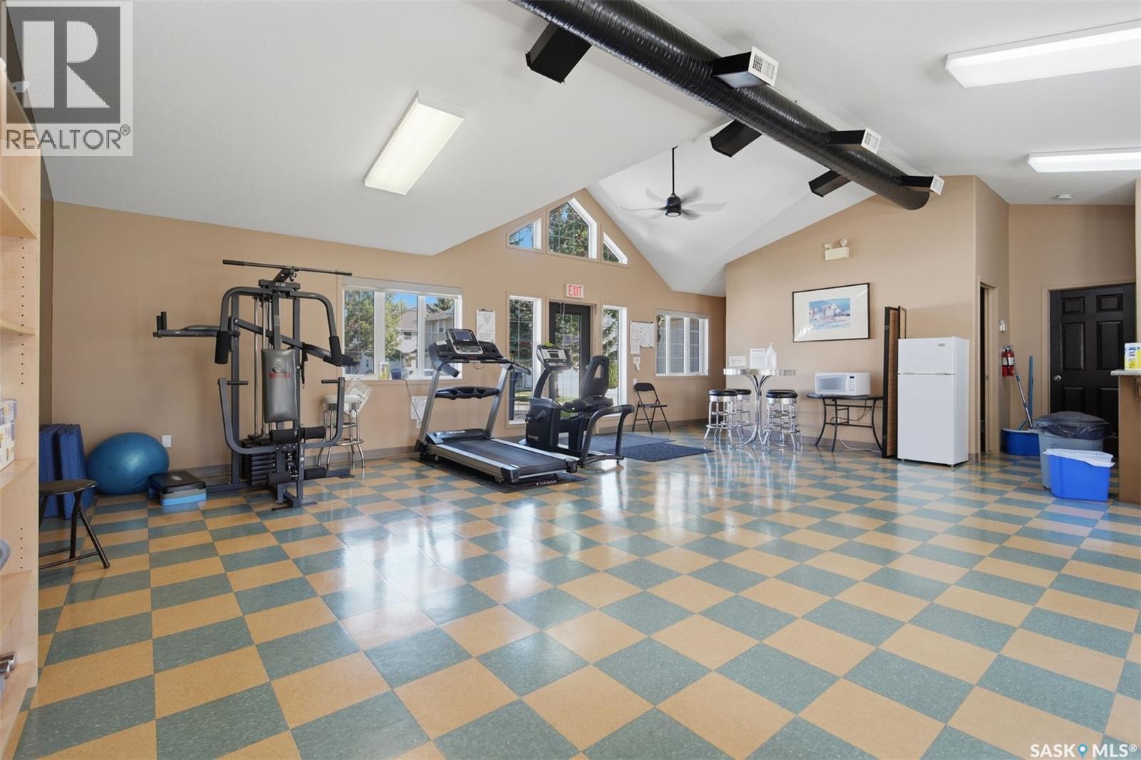 202 F 141 105Th Street W, Saskatoon, SK