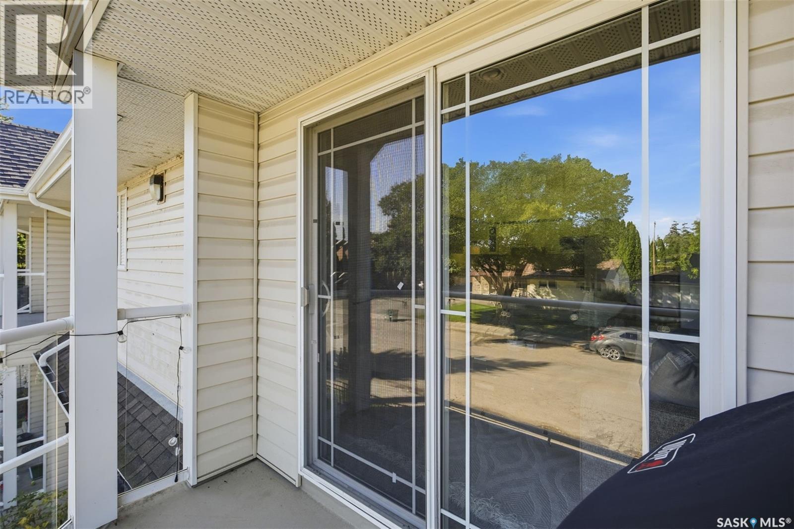202 F 141 105Th Street W, Saskatoon, SK