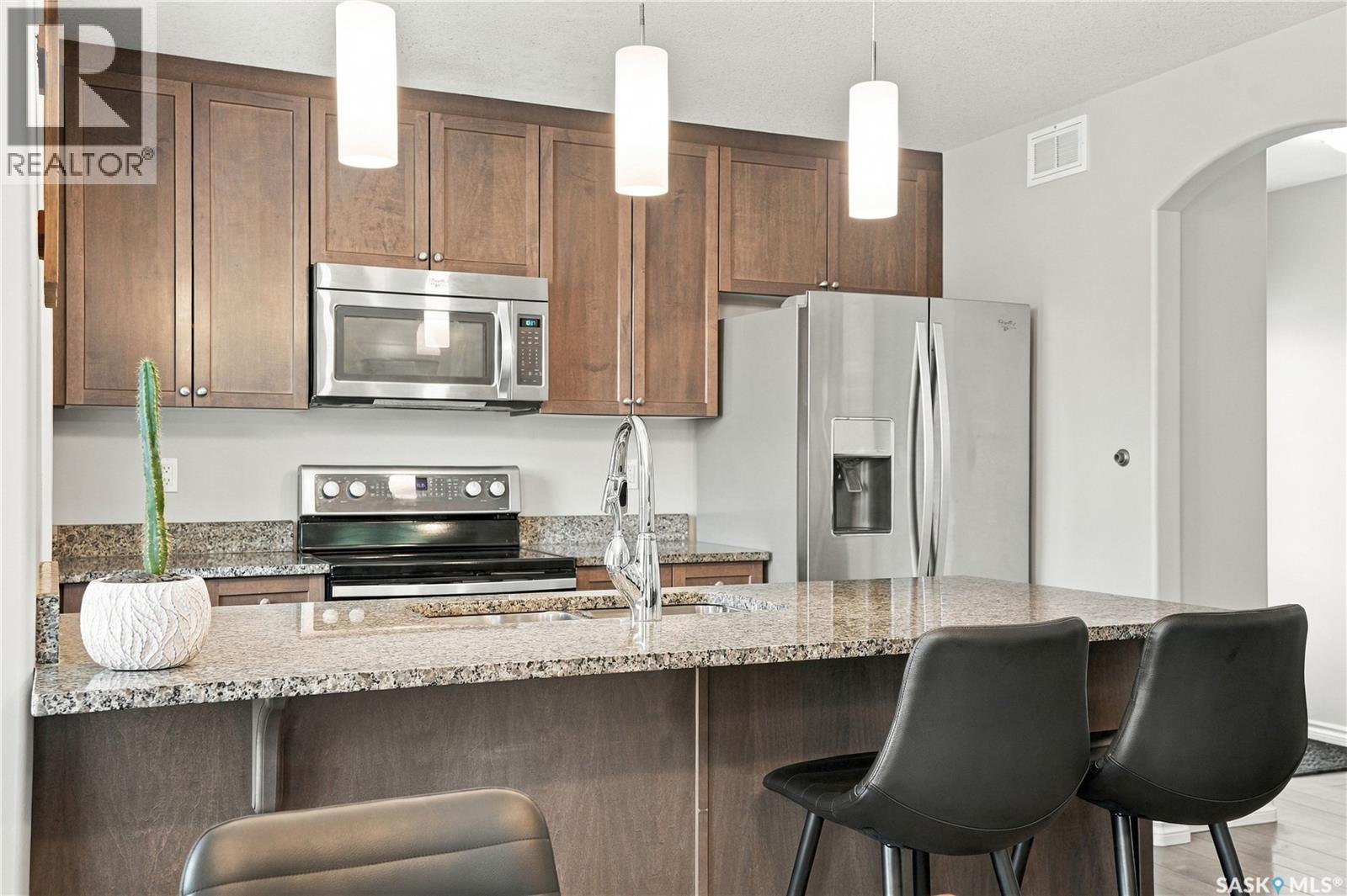 1438 Hunter Road, Saskatoon, SK