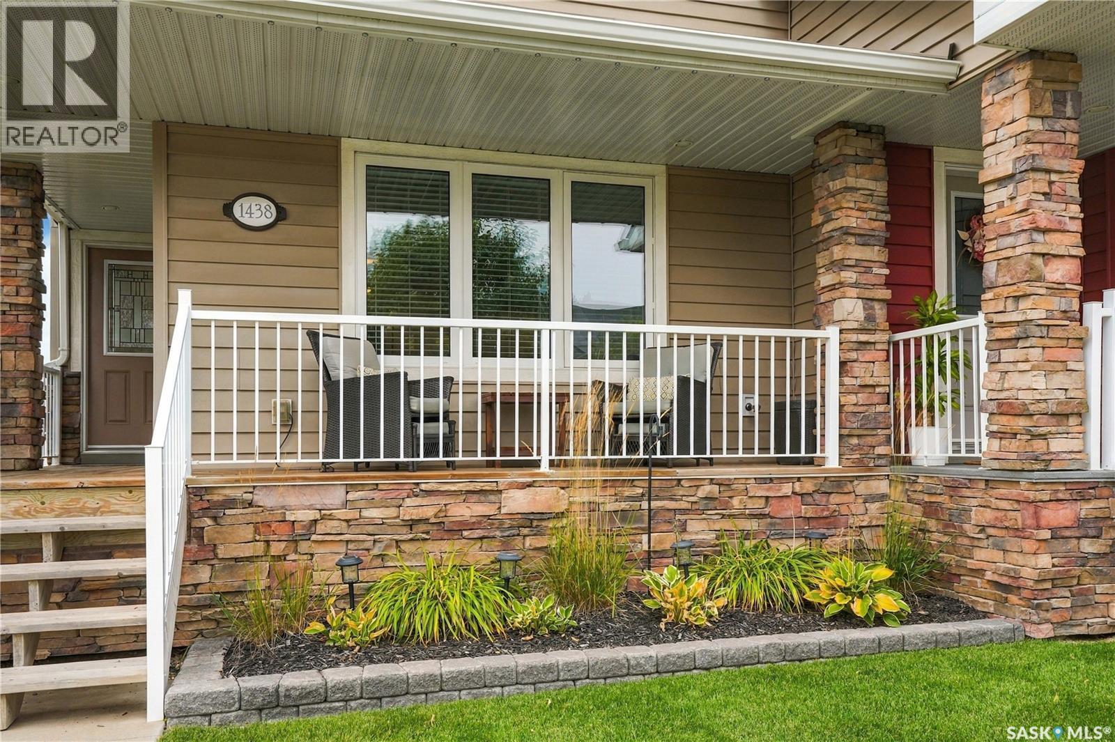 1438 Hunter Road, Saskatoon, SK