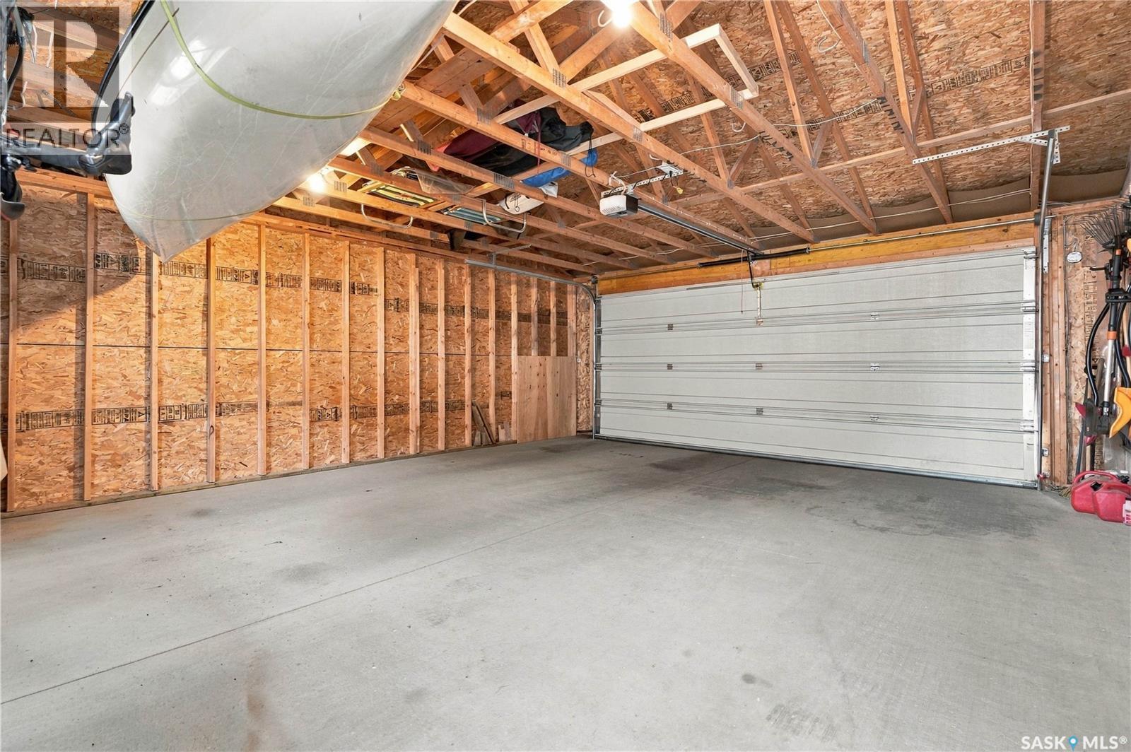 1438 Hunter Road, Saskatoon, SK