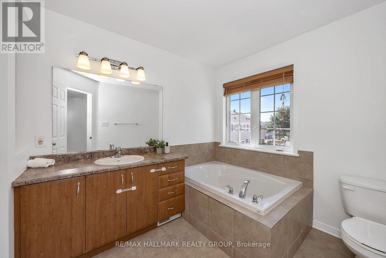 605 Pamplona Private, Ottawa, ON