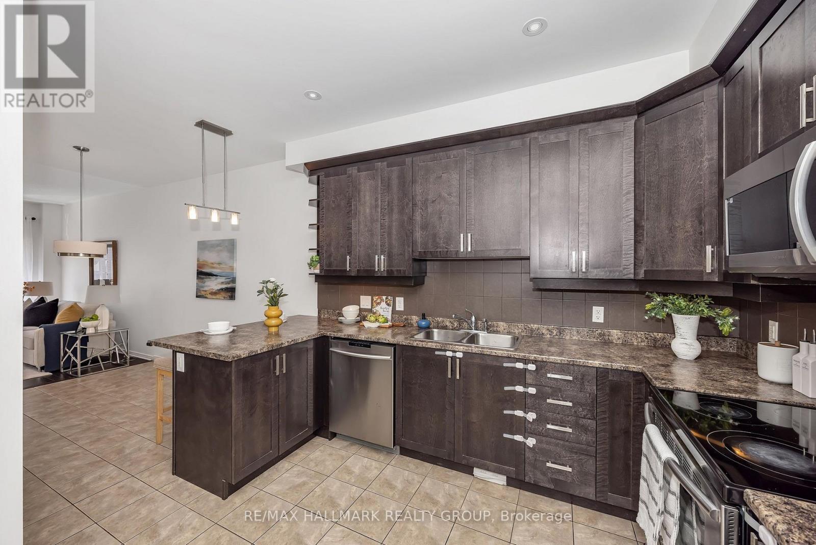605 Pamplona Private, Ottawa, ON