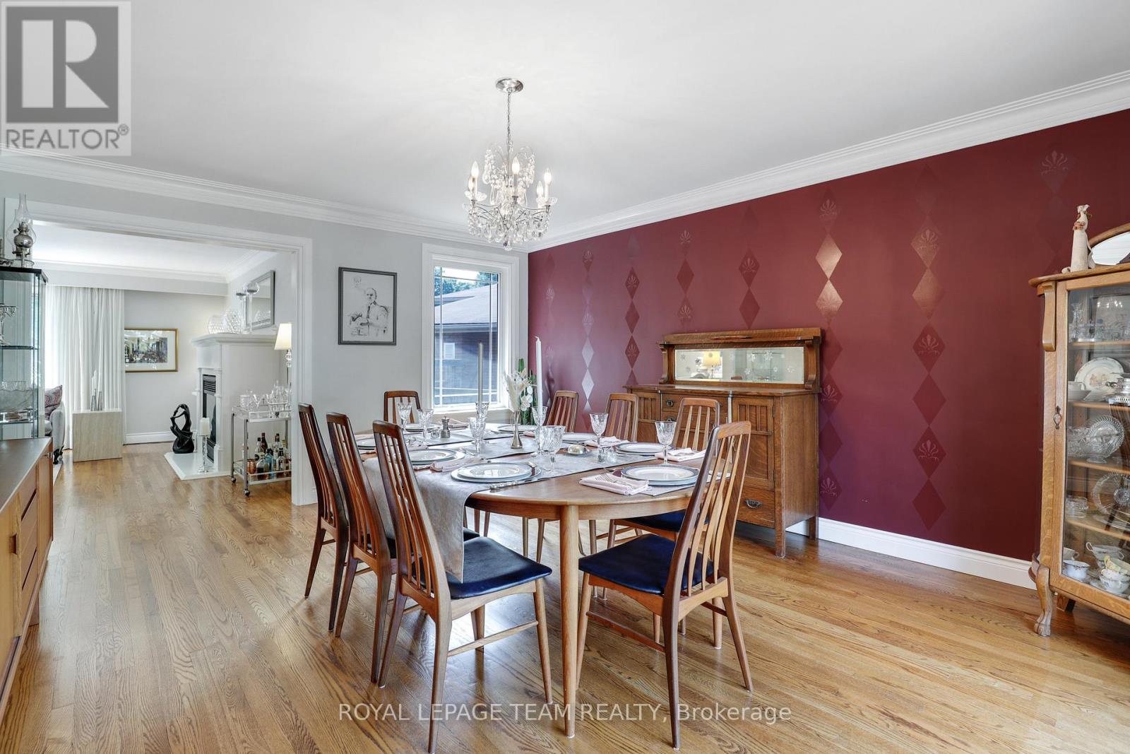 1939 Wembley Avenue, Ottawa, ON
