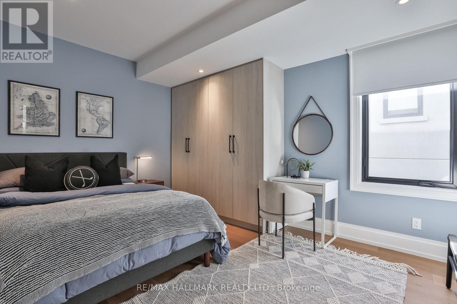215 Ava Road, Toronto, ON