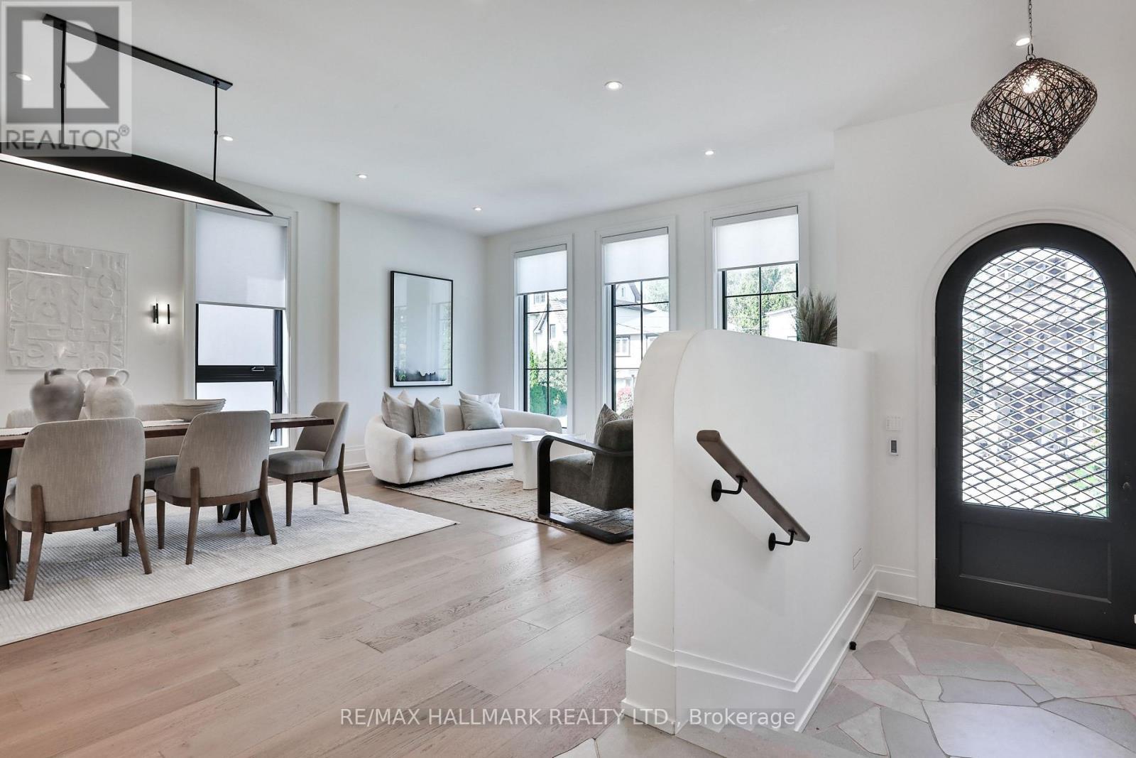 215 Ava Road, Toronto, ON