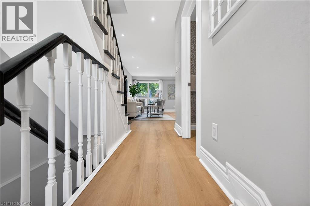 3008 Palmer Drive Unit# 8, Burlington, ON