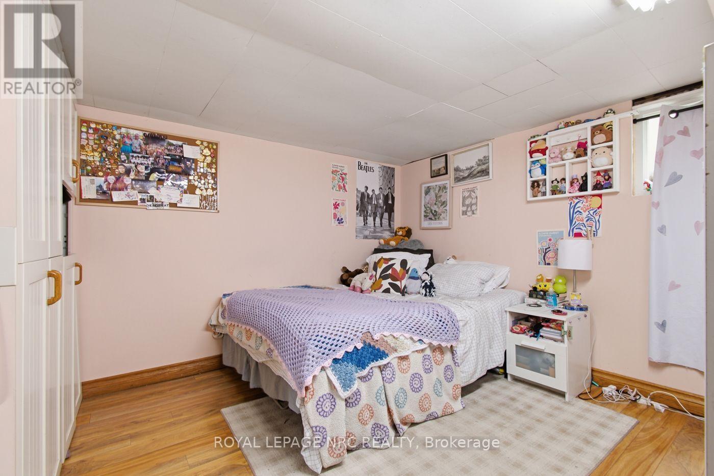 Basement bedroom - 79 Carlton Street, St. Catharines (Haig), ON