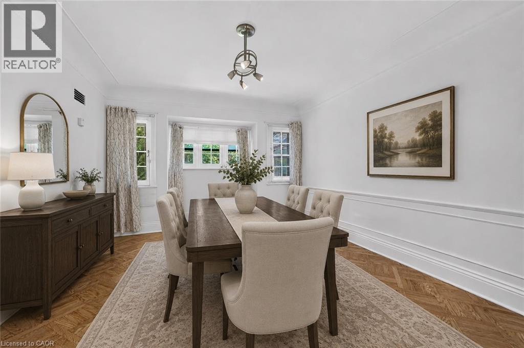 VIRTUALLY STAGED - 4 Forsyth Avenue N, Hamilton, ON