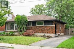 83 EAST 15TH Street Hamilton, ON L9A 4E8