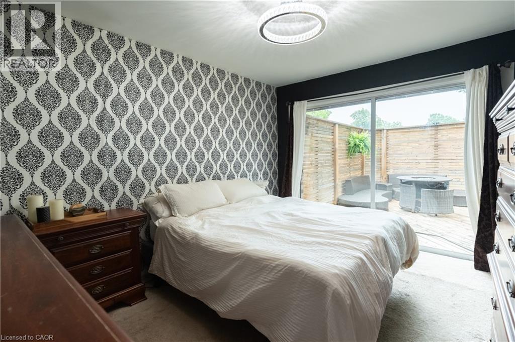 1st FL BDR - 83 East 15Th Street, Hamilton, ON
