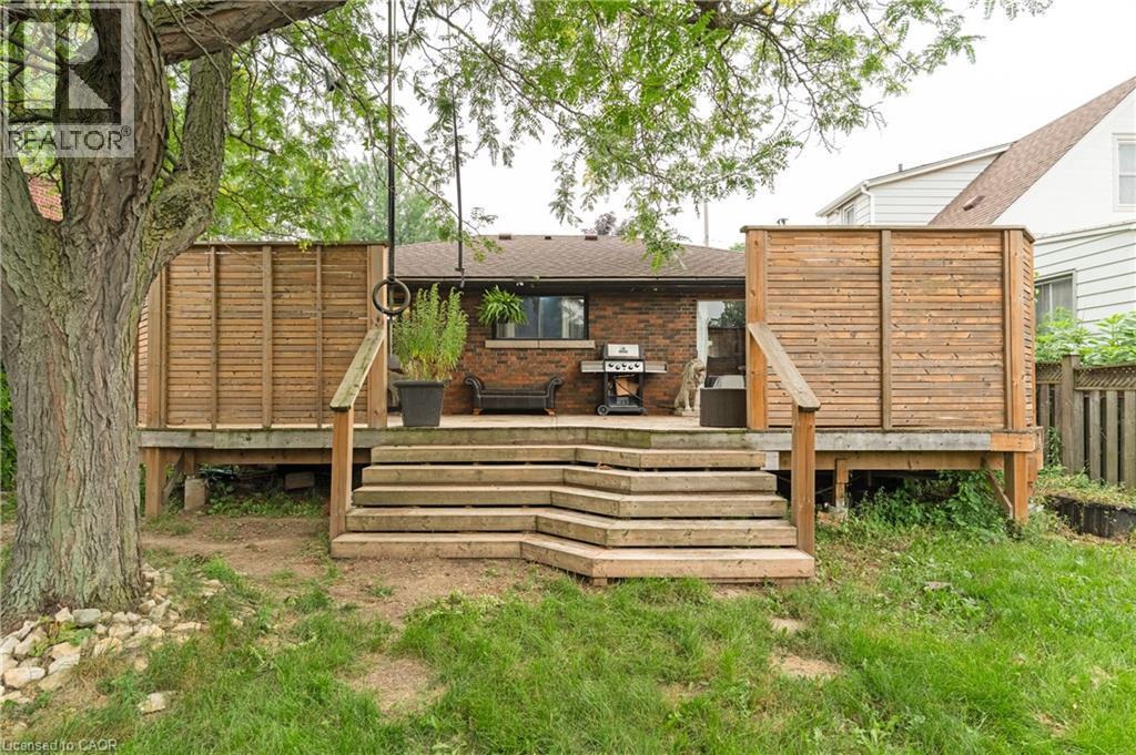 Back Deck - 83 East 15Th Street, Hamilton, ON