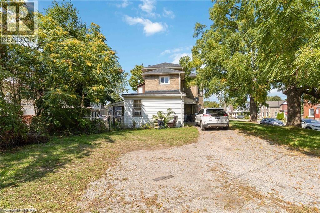 22 Park Avenue, Brantford, ON