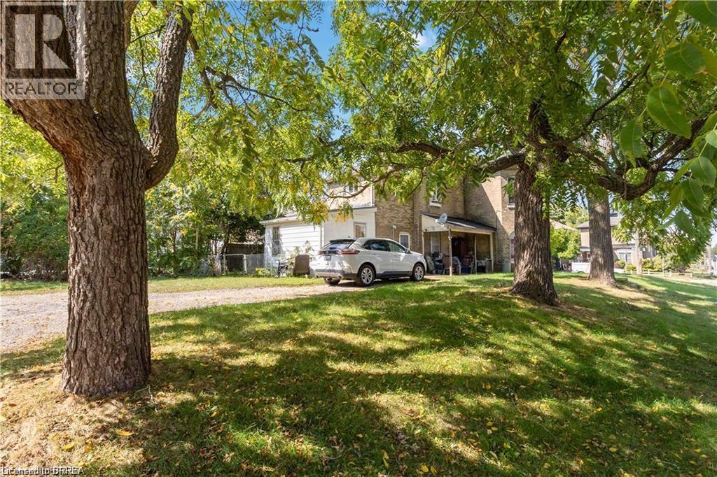 22 Park Avenue, Brantford, ON