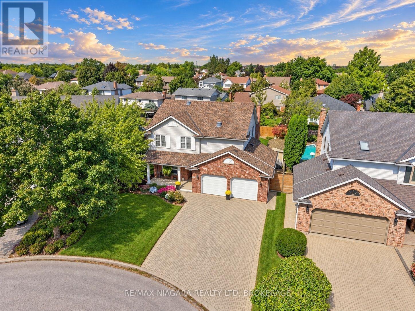 5 Thorn Place, St. Catharines (Grapeview), ON