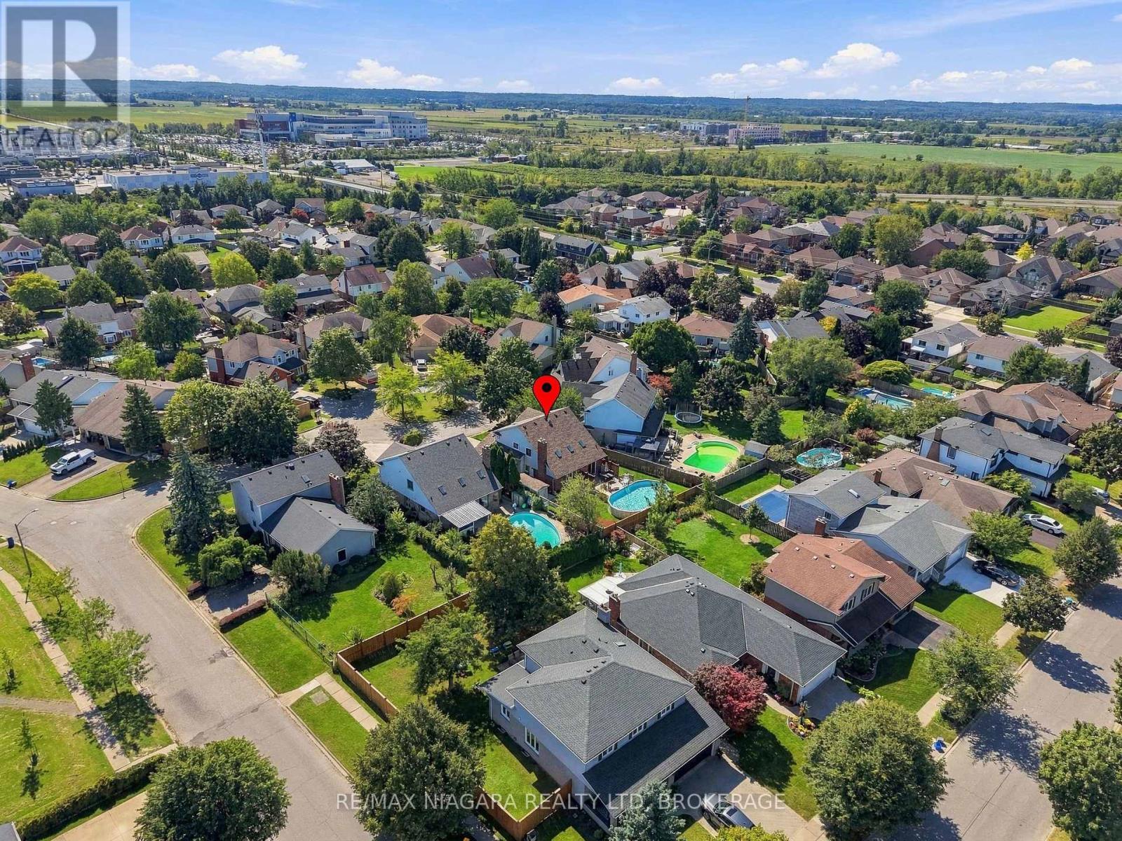 5 Thorn Place, St. Catharines (Grapeview), ON