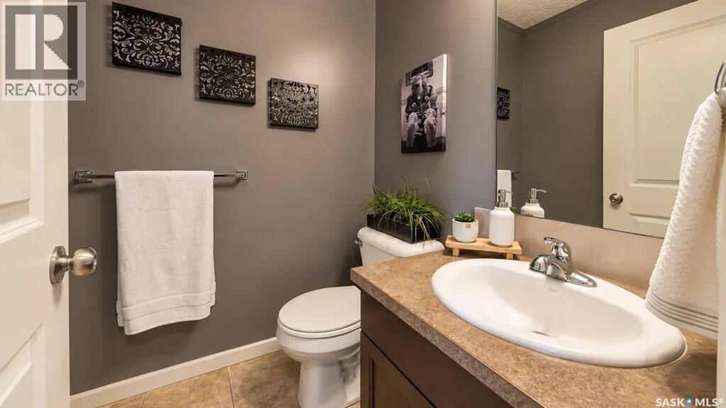 6 202 Mckague Crescent, Saskatoon, SK