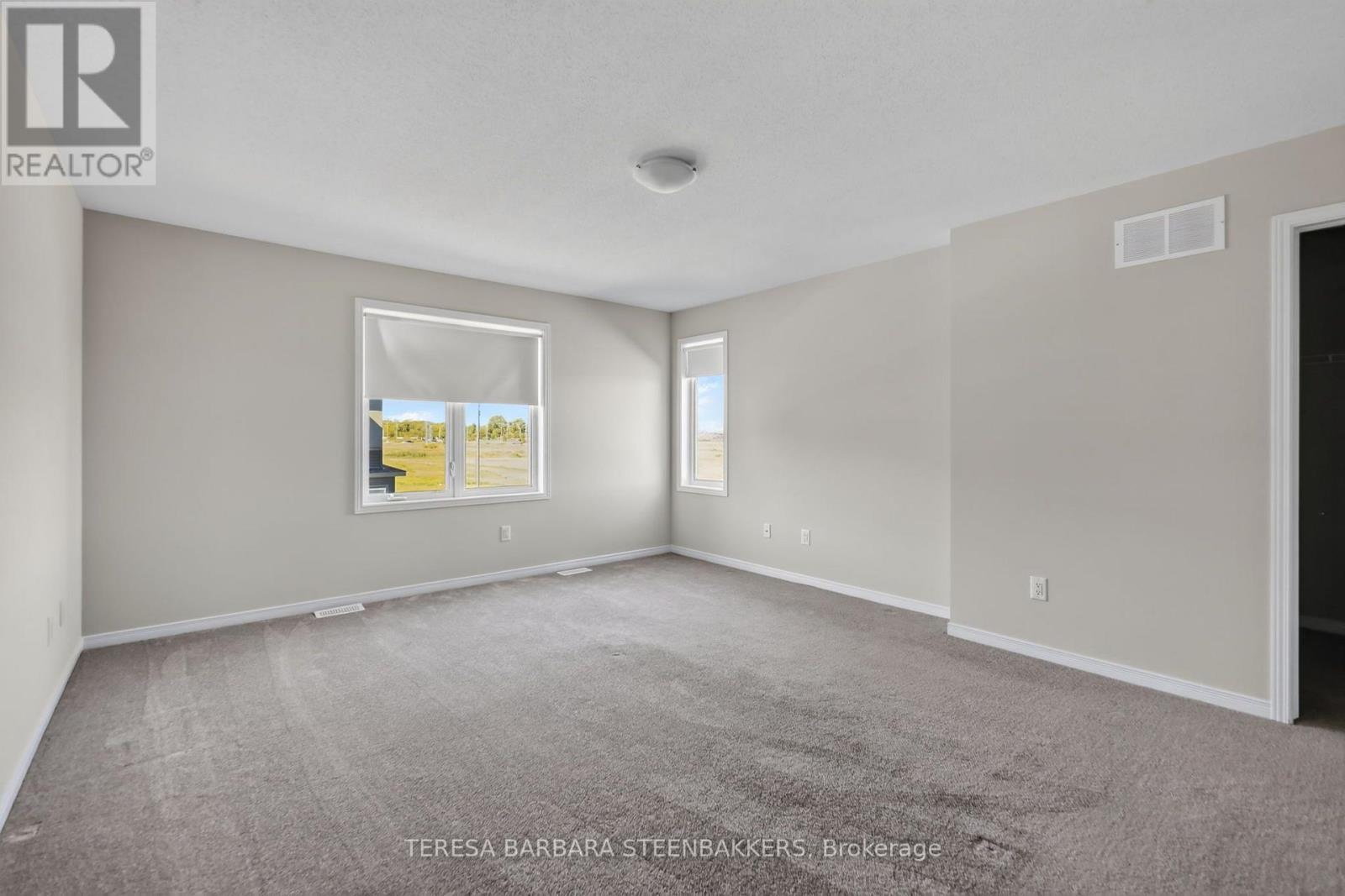 674 Taliesin Crescent N, Ottawa, ON