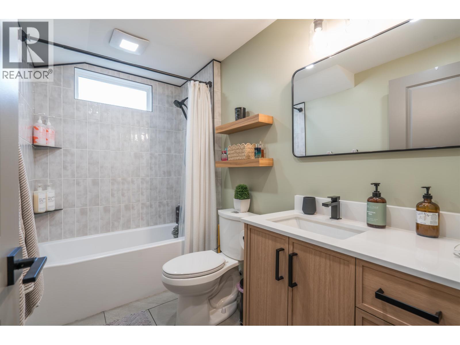 1092 Limestone Crescent, Prince George, BC