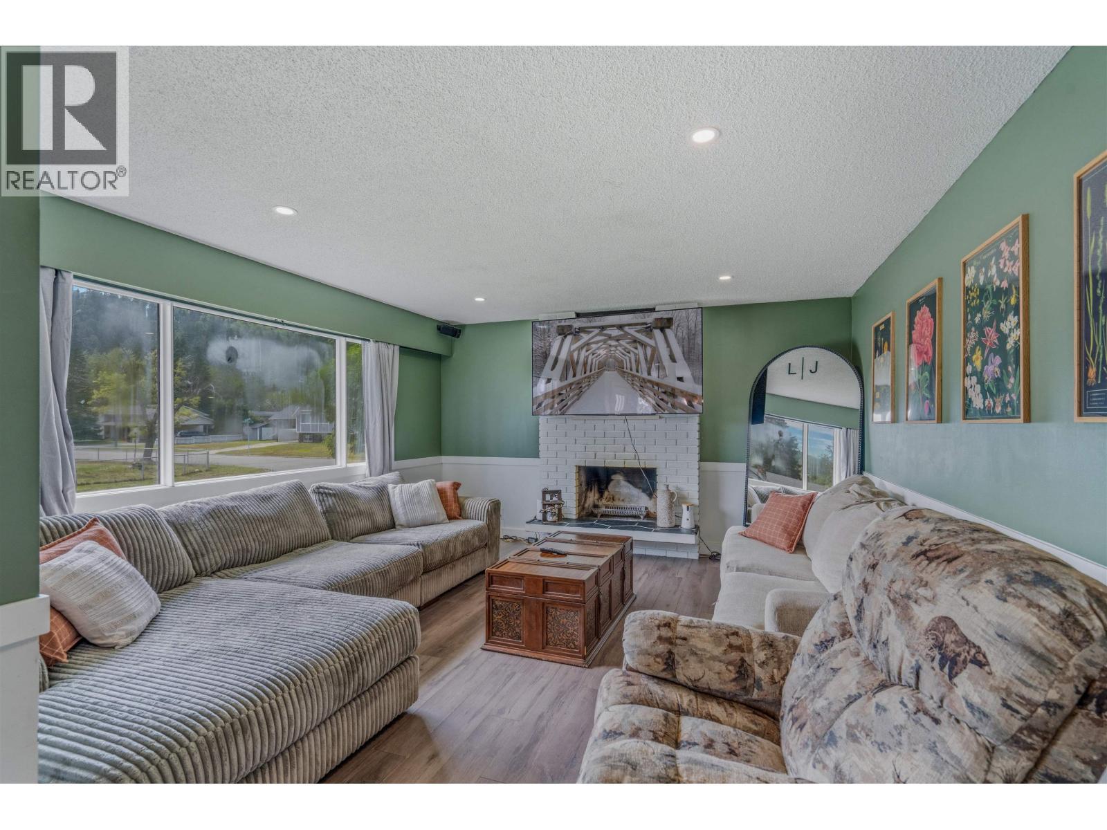1092 Limestone Crescent, Prince George, BC