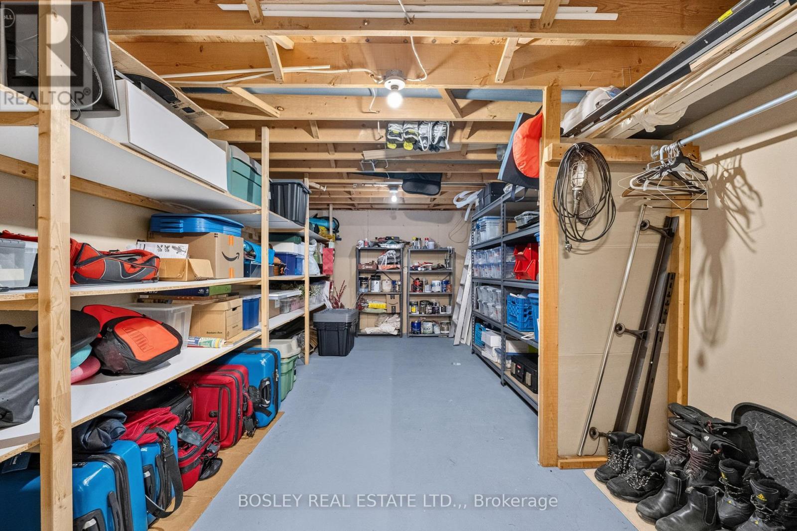 Lots of storage! - 28 Arbour Glen Drive, St. Catharines (Grapeview), ON