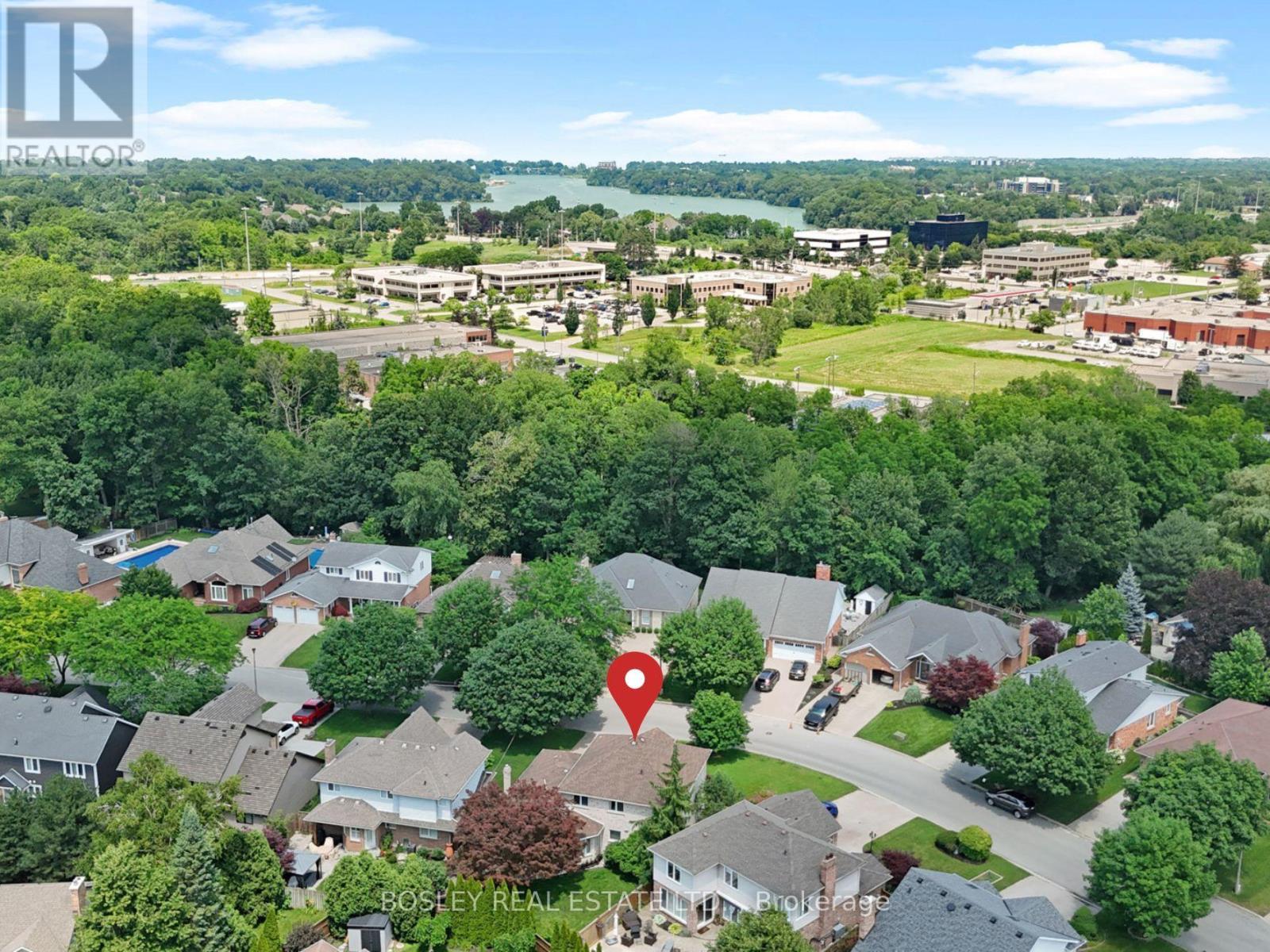 Great neighbourhood and convenient location - 28 Arbour Glen Drive, St. Catharines (Grapeview), ON