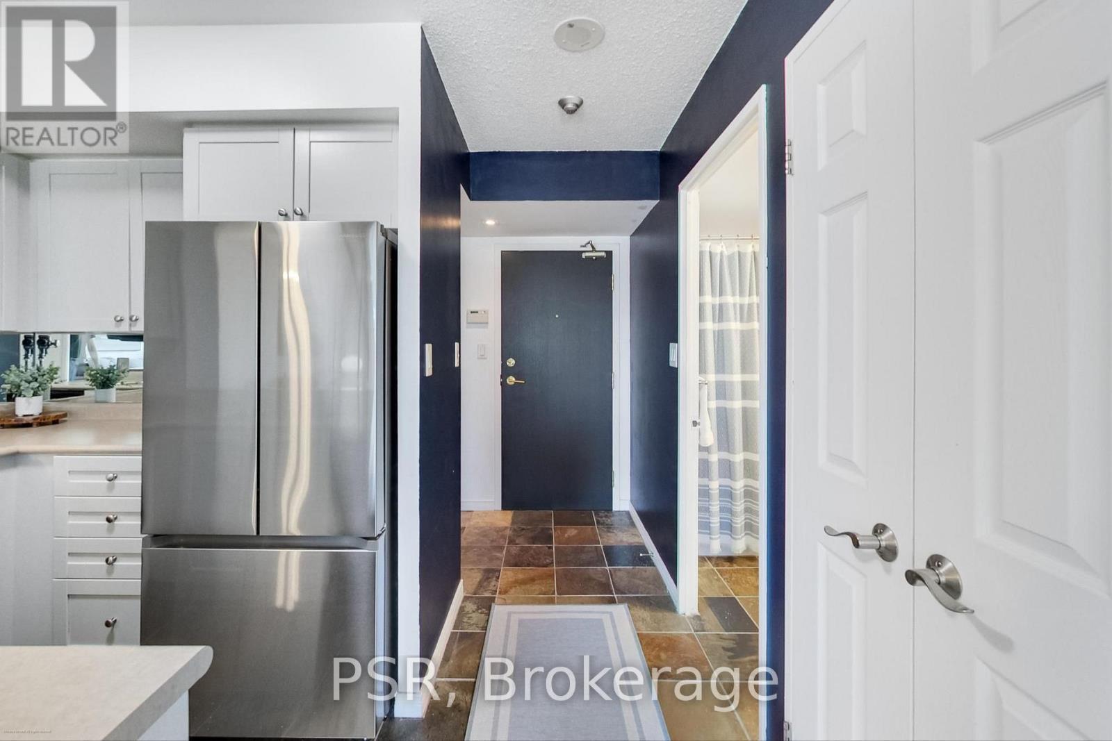 1023 - 230 King Street E, Toronto, ON