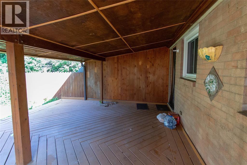 1123 Cardiff Court, Sarnia, ON
