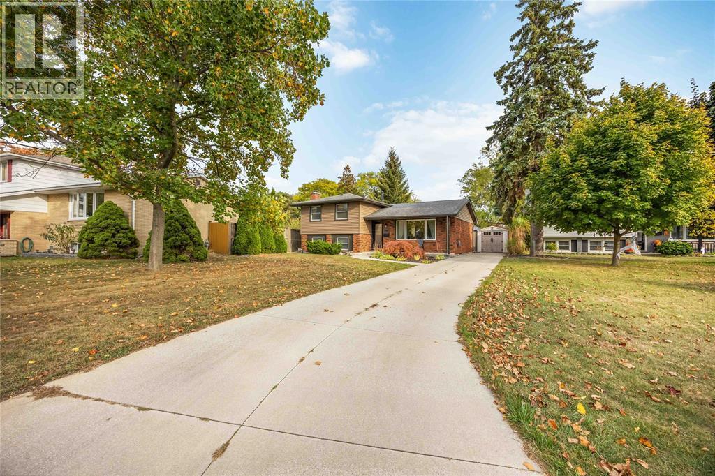 1262 Severin Drive South, Sarnia, ON
