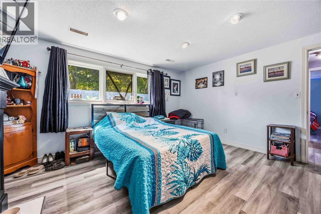 534 Tom Street, Petrolia, ON