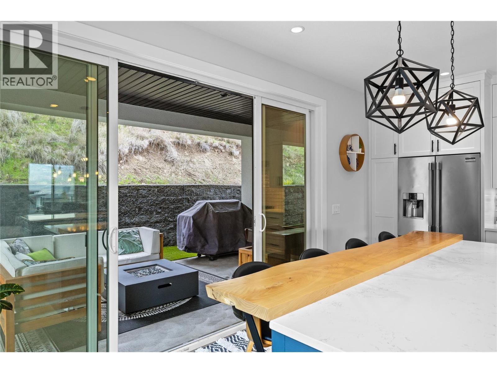 876 Boynton Place, Kelowna, BC