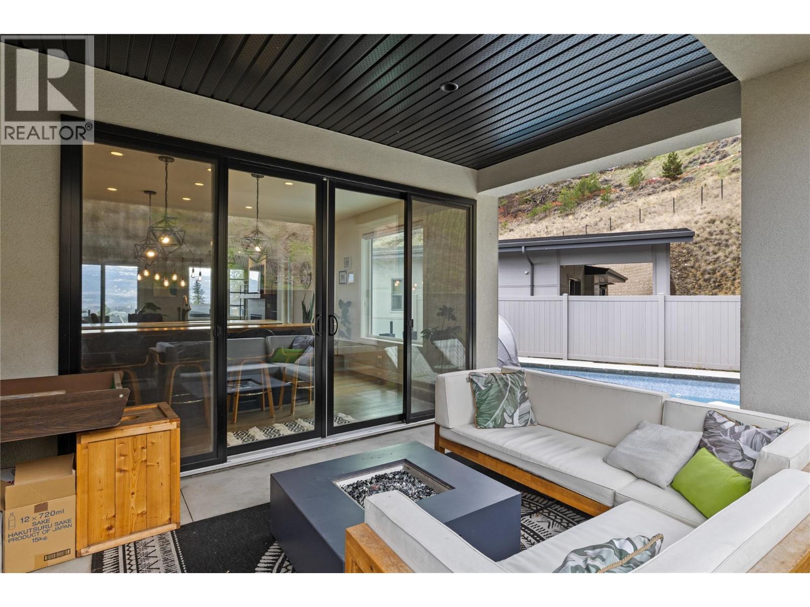 876 Boynton Place, Kelowna, BC