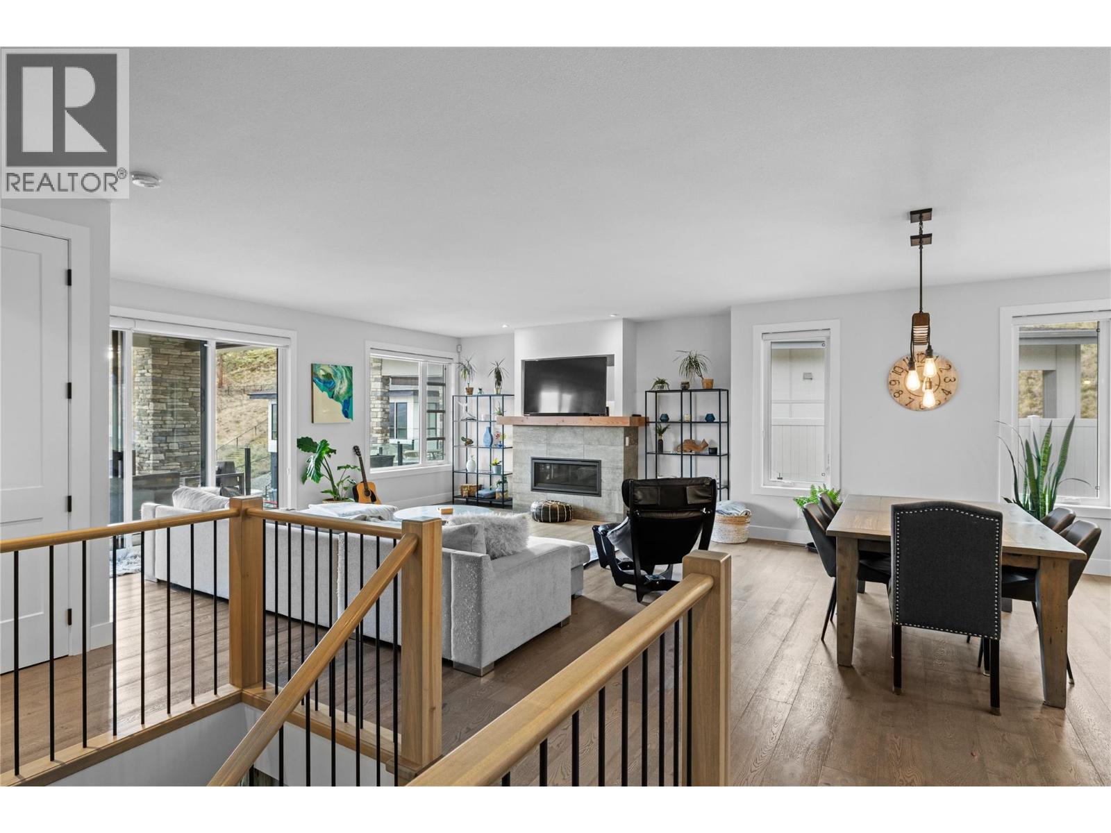 876 Boynton Place, Kelowna, BC