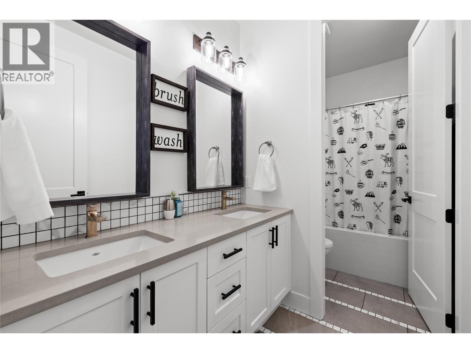 876 Boynton Place, Kelowna, BC