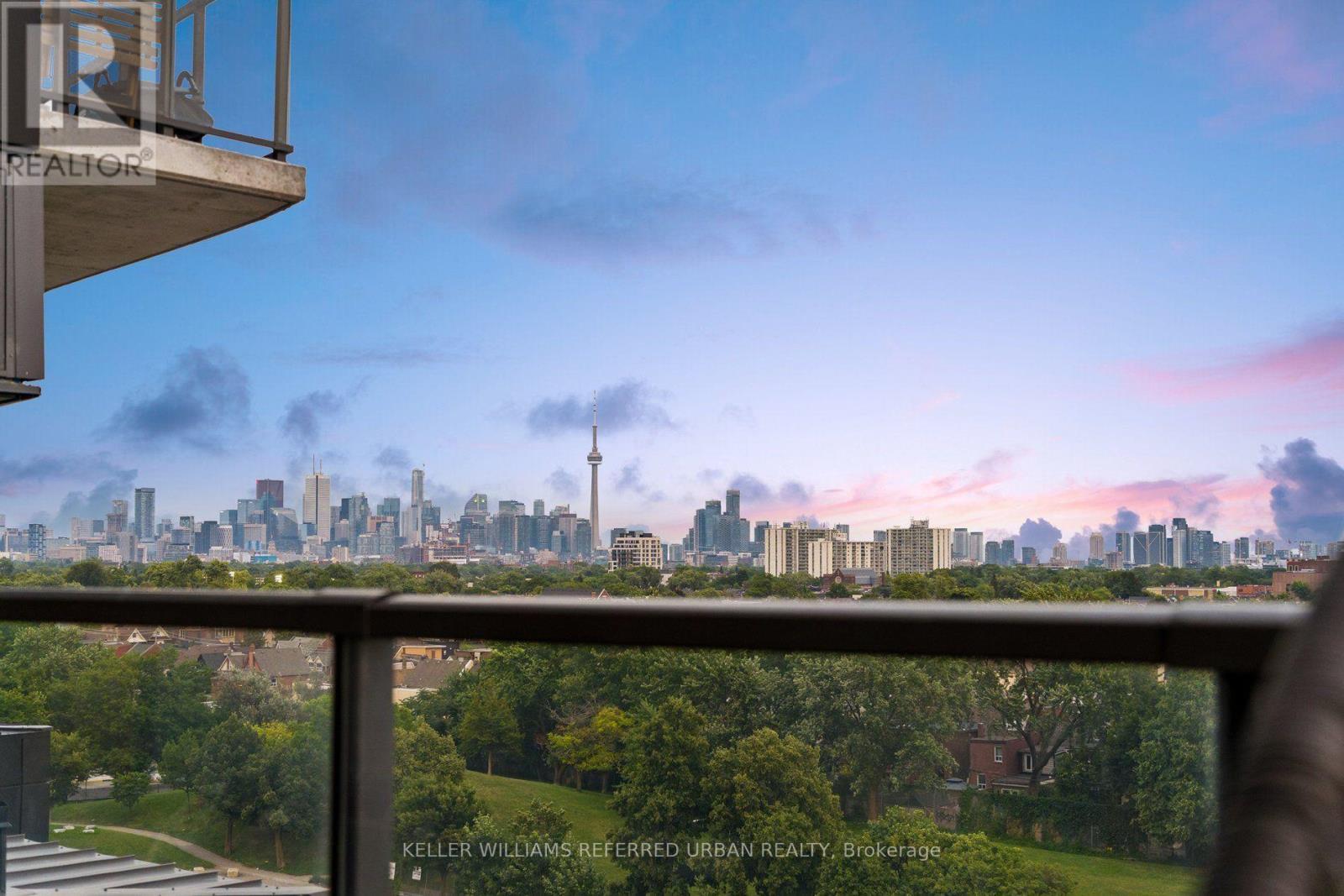 702 - 10 Graphophone Grove, Toronto, ON