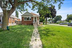 BSMT - 35 PRINCEMERE CRESCENT Toronto, ON M1R 3X1