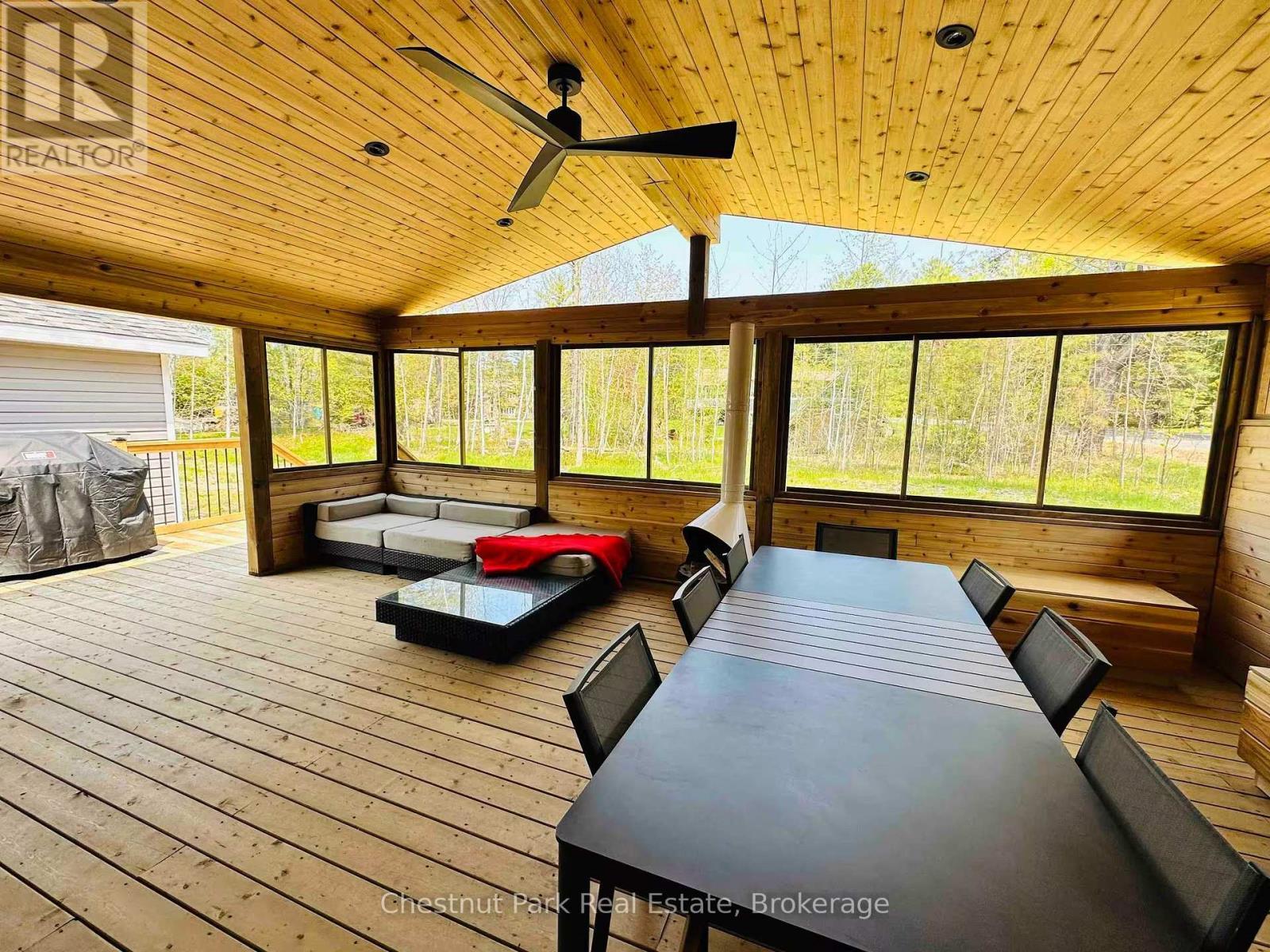 1002 Chippawa Avenue, Gravenhurst (Muskoka (S)), ON