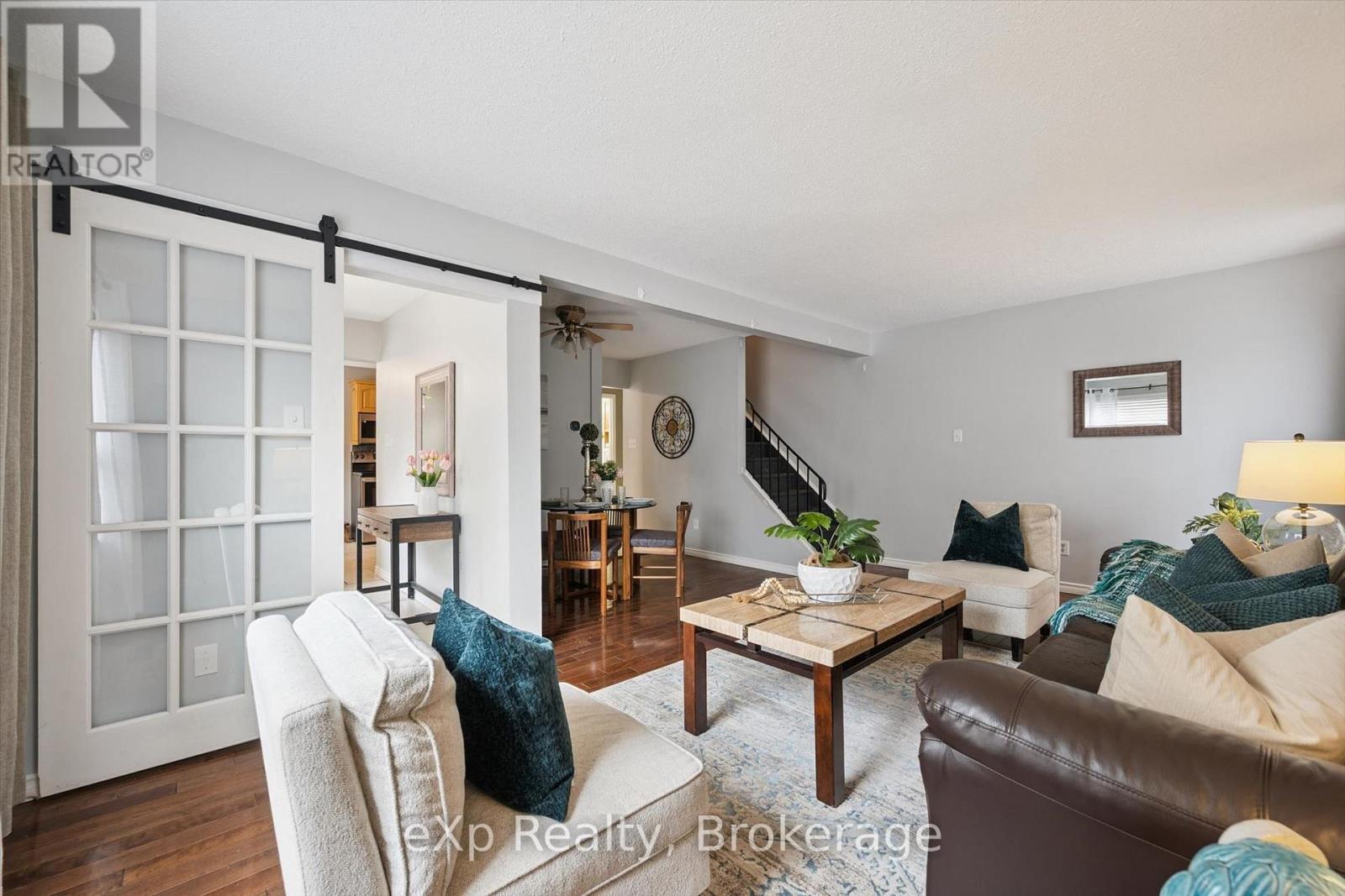 129 - 45 Marksam Road, Guelph (Willow West/Sugarbush/West Acres), ON